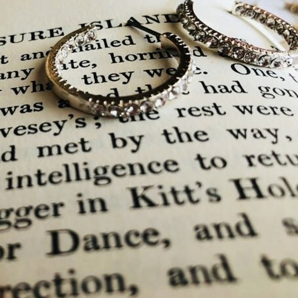 Statement silver luxury pave zirconia diamond style hoops eaarings - Picture 1 of 1